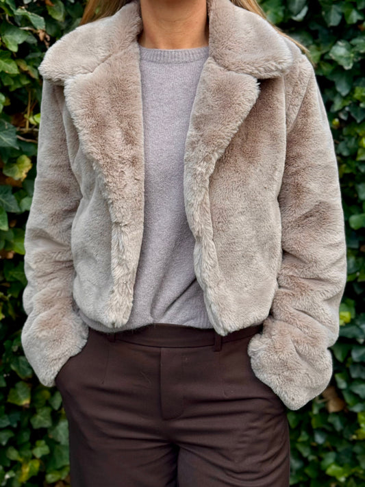 Fluffy jasje zacht taupe