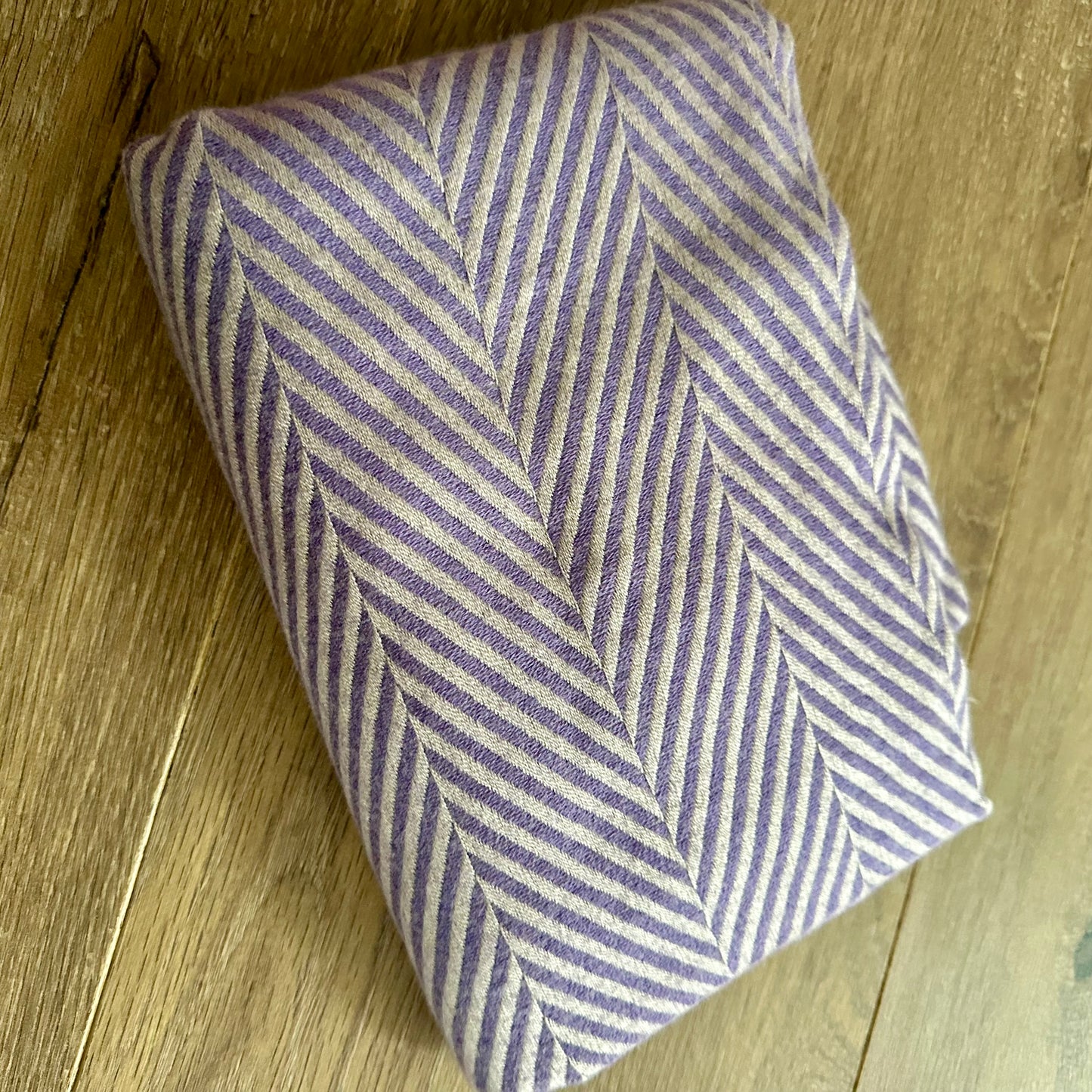 Sjaal 'Visgraat' Lila