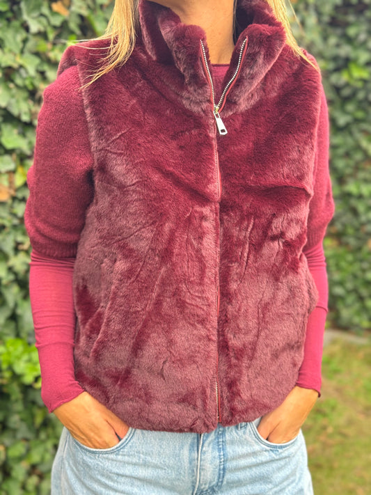 Gilet met rits- Fluffy Burgundy/Bordeaux