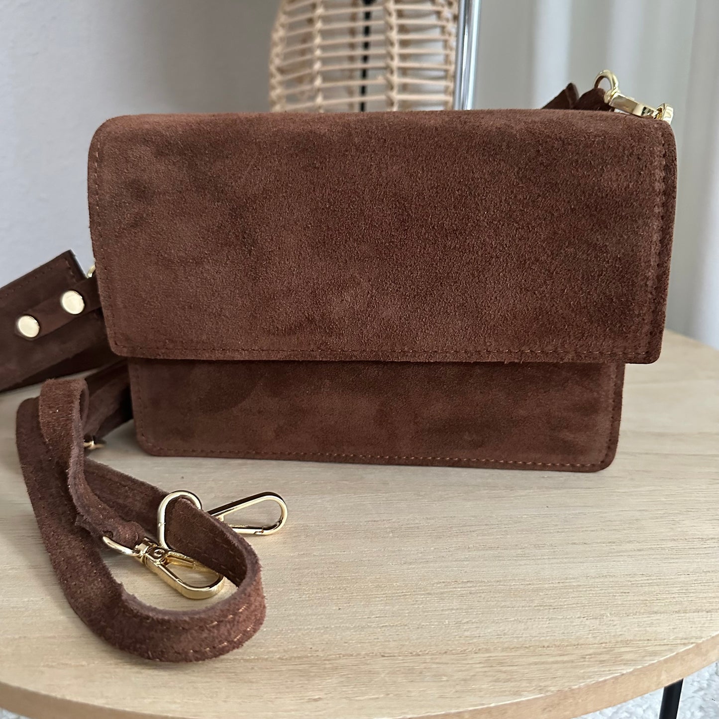 Prachtige stijlvolle suèdine tas Camel bruin