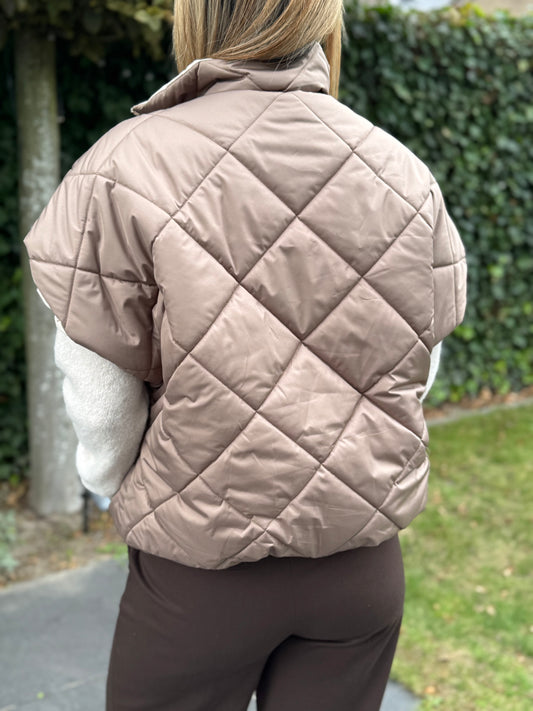 Ruim vallende gewatteerde bodywarmer- 2 kanten draagbaar- Taupe-Ecru