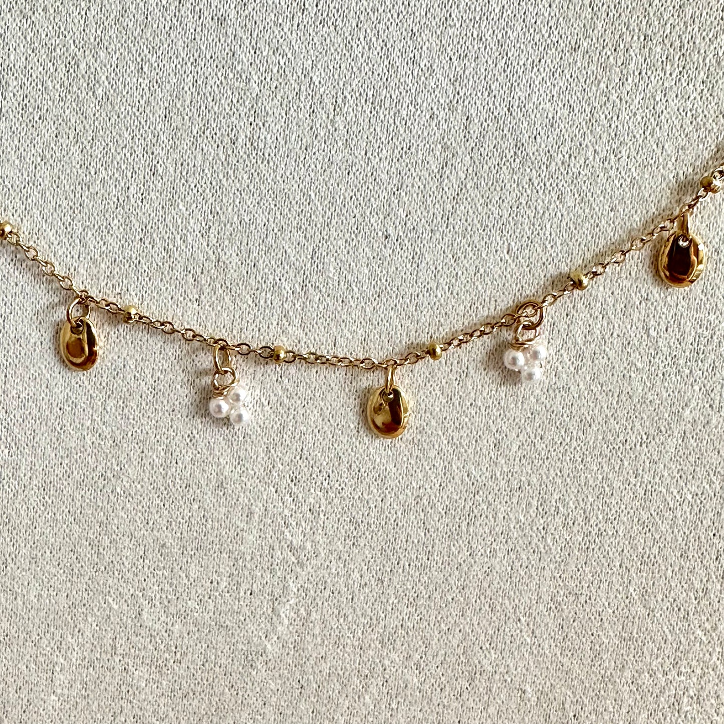 Kettinkje Goud met fijne bedeltjes