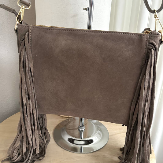 Rechthoekige tas suèdine met franjes Taupe