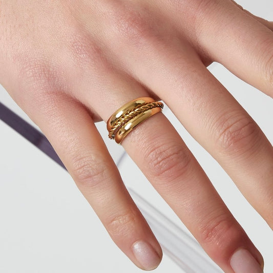 Triple Ring Goud