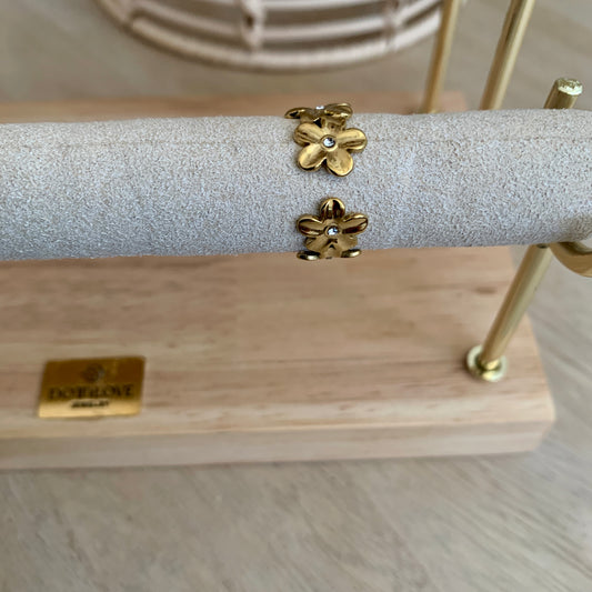 Ring geschakelde bloemen