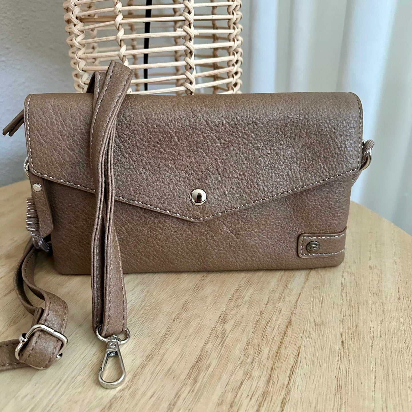Schoudertasje/crossbody 'Stanfield' inclusief drie banden Donker Taupe