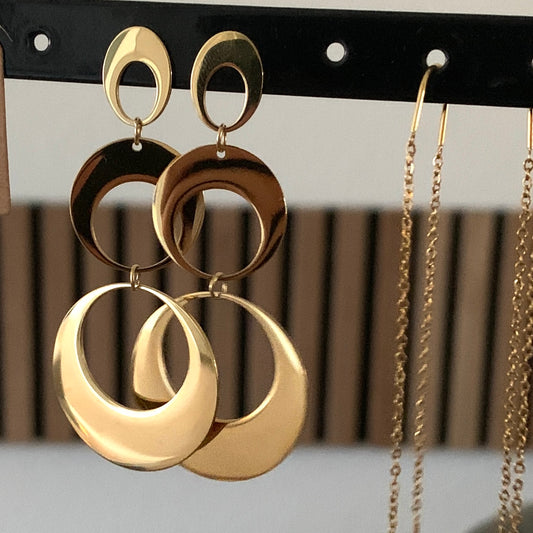 Oorhanger cirkels klein naar groot Goud