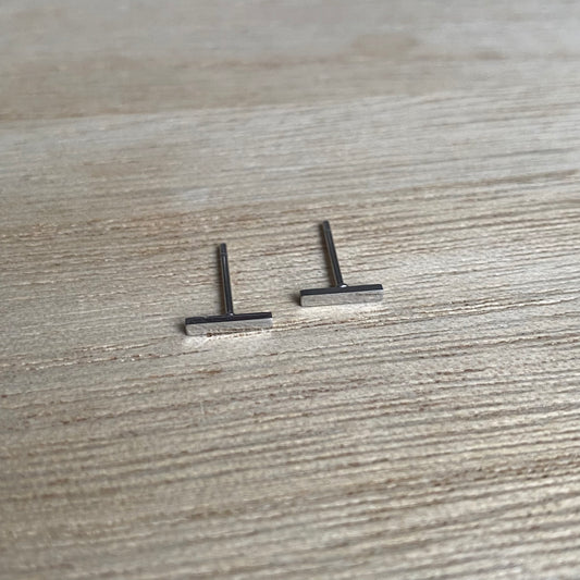 Oorstuds mini staafje Zilver