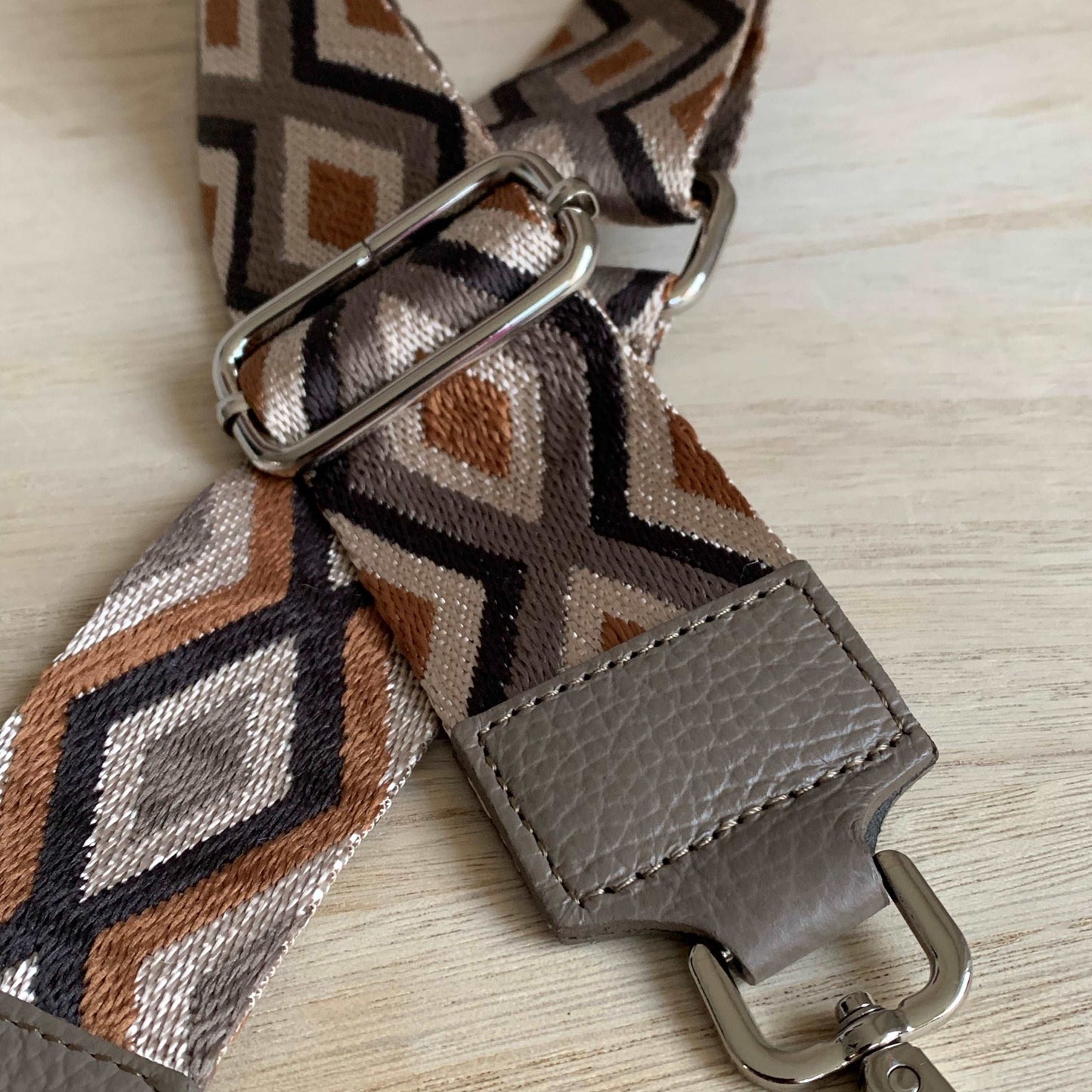 Schouderband breed Taupe ruit