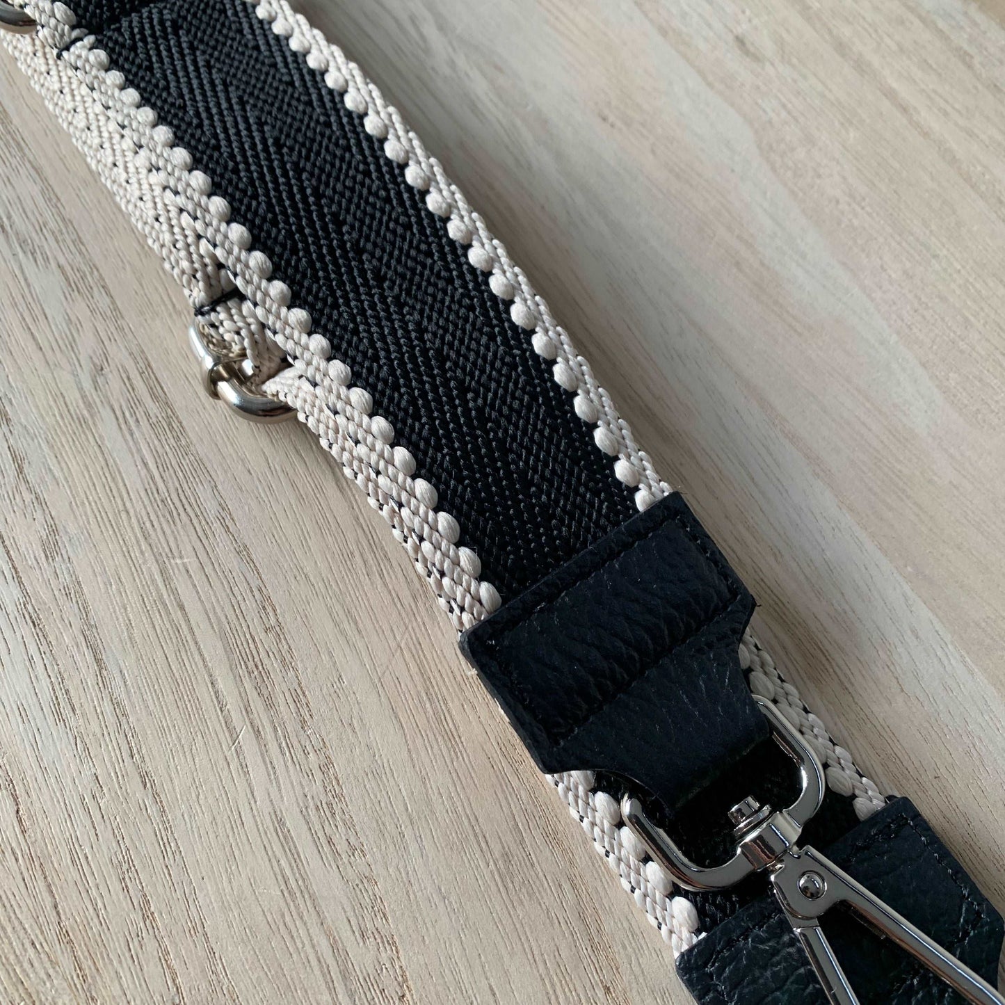 Schouderband smal Zwart/Off-White randje