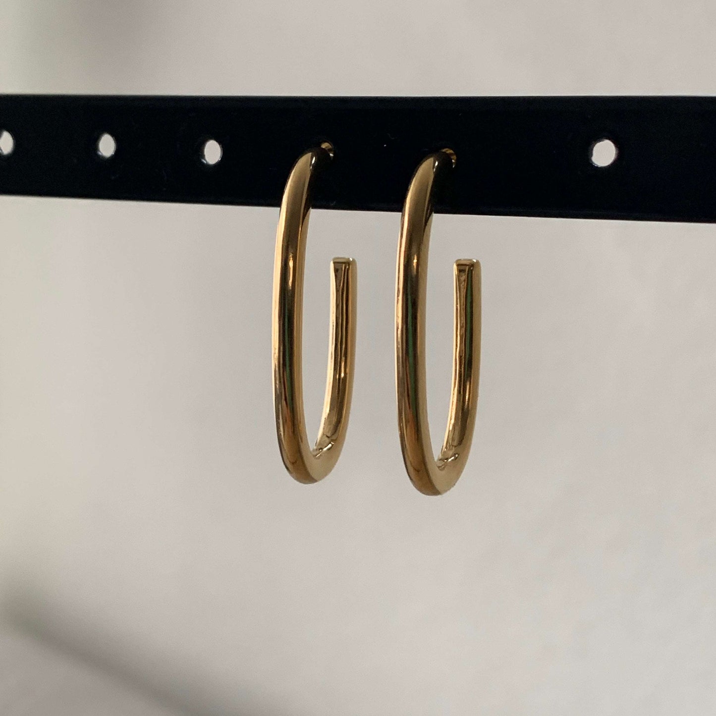 Shapes oorhangers ovaal glad Goud