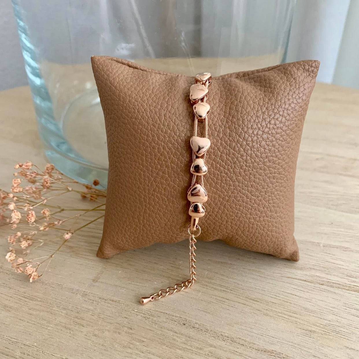 Armbandje hartjes Roségoud