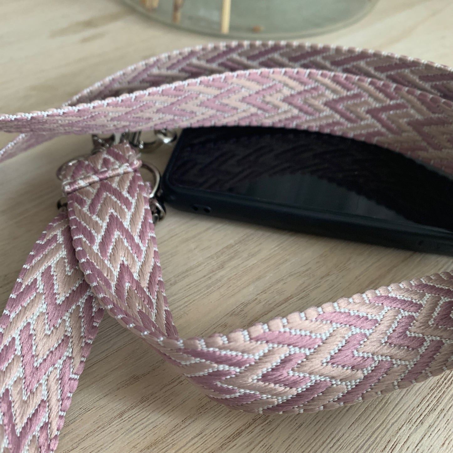Telefoonband/Tasband Zachtroze/Zachtlila