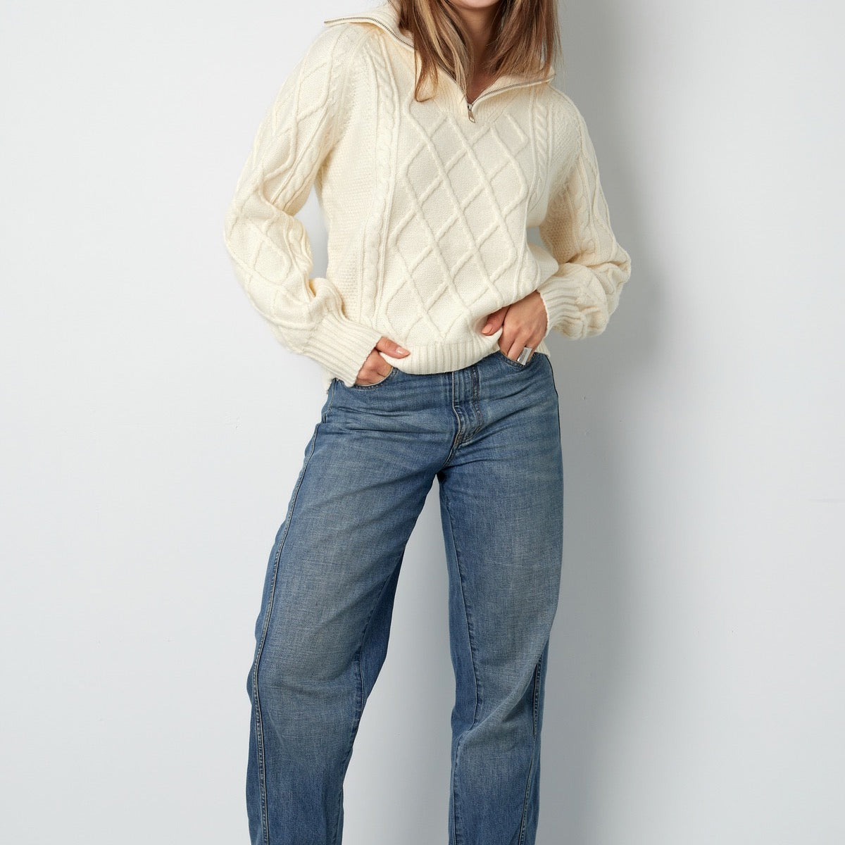 Soft shade trui Gebroken Wit. Maat S/M