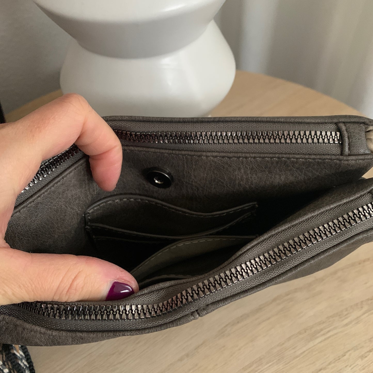 Schoudertasje/crossbody 'New Castel' Antraciet inclusief twee schouderbanden