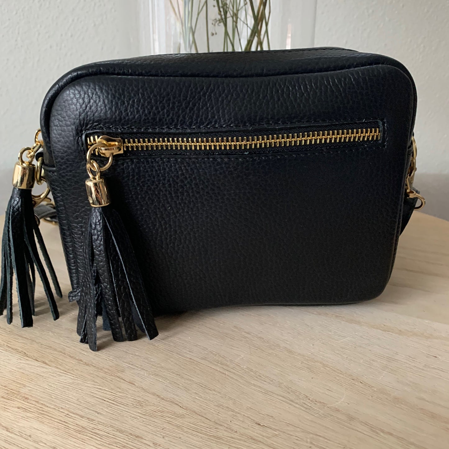 Lederen crossbody tas Zwart 'Tassel' gouden ritsje
