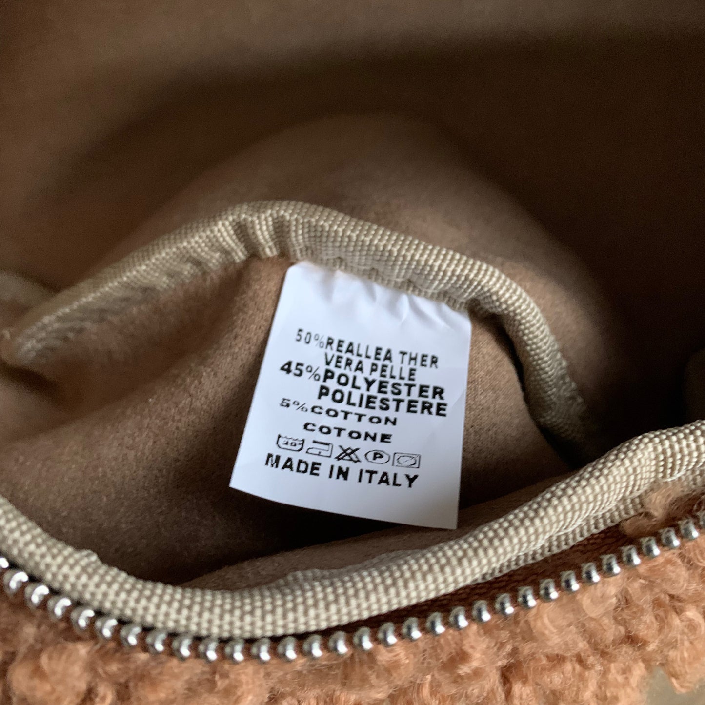 Teddy heuptasje/crossbody Camel met zilveren rits