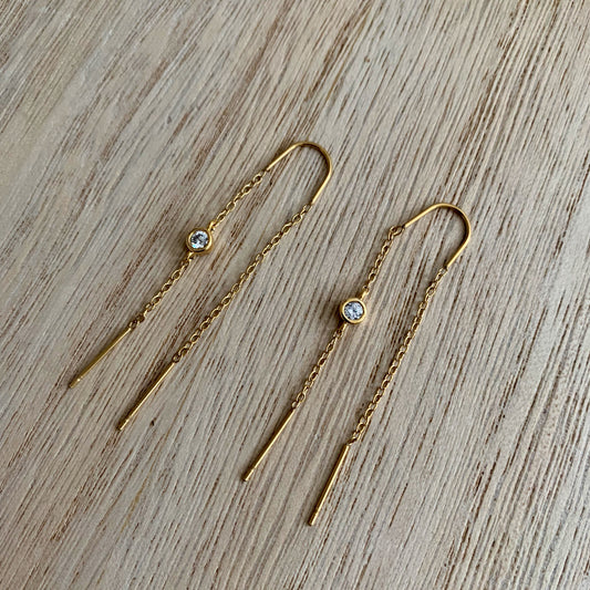 Oorhanger pull through met steentje