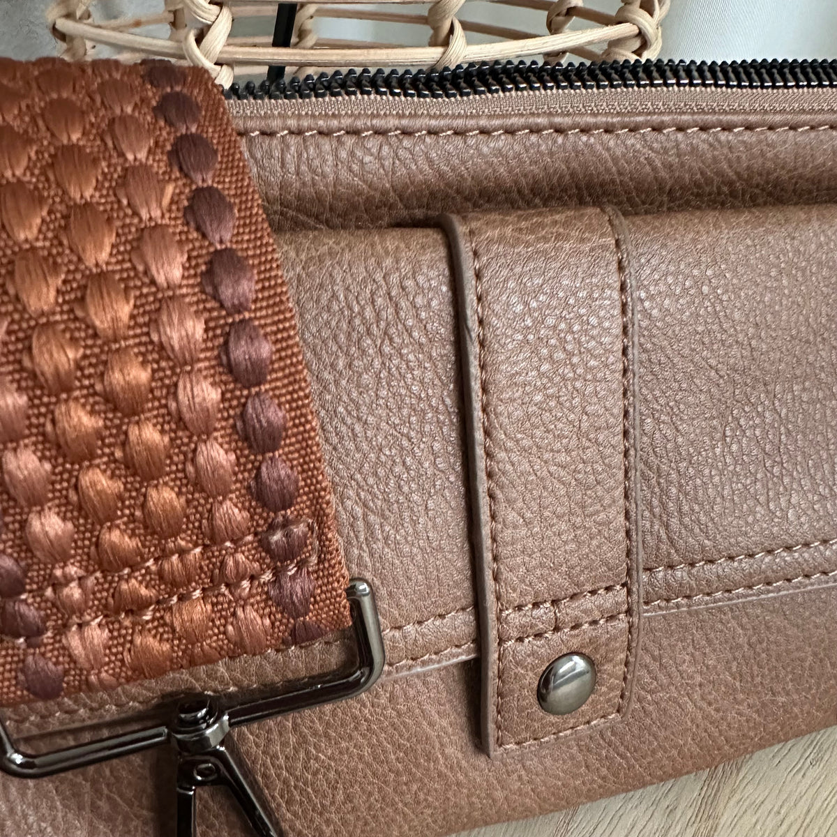 Crossbody/ schoudertas ‘Naarden’ Camel incl twee schouderbanden