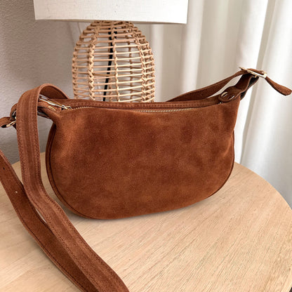 Middel basic suède schoudertas Cognac kleur