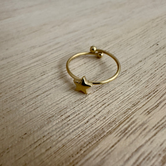 Little Star ring- One Size