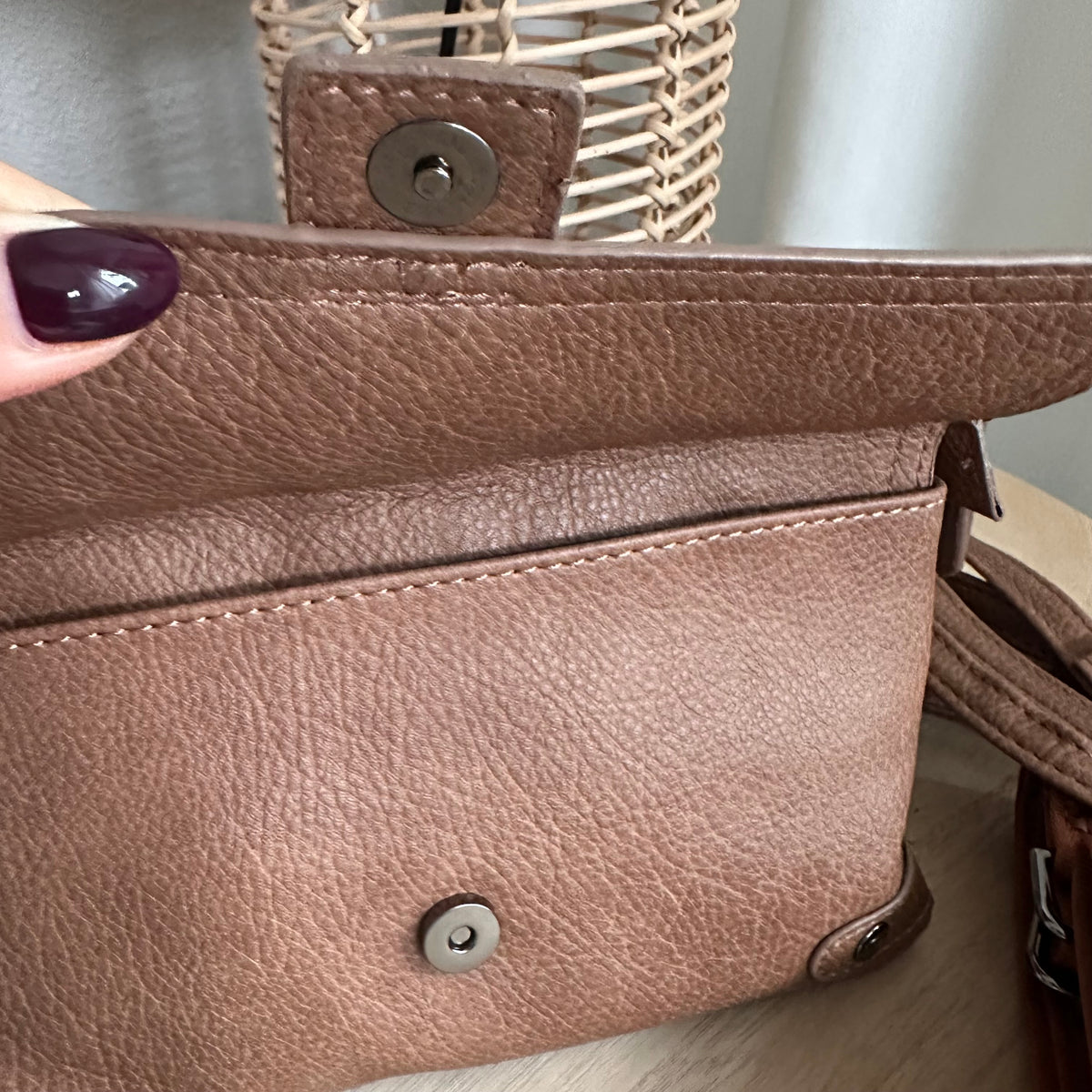 Crossbody/ schoudertas ‘Naarden’ Camel incl twee schouderbanden