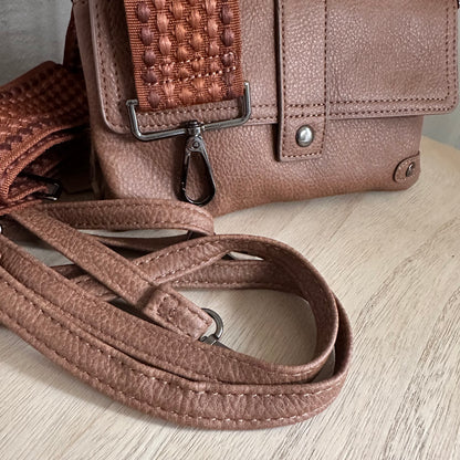 Crossbody/ schoudertas ‘Naarden’ Camel incl twee schouderbanden