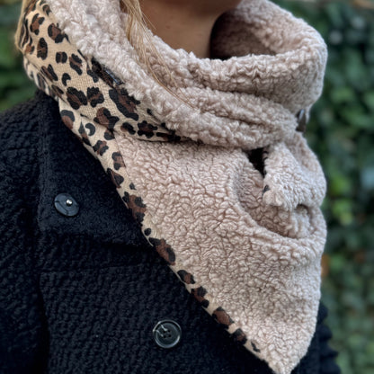 Teddy sjaal 'Two Side' Taupe/panter