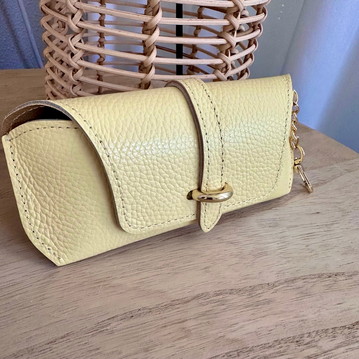 Lederen (zonne) bril etui Zachtgeel
