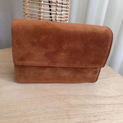 Prachtige stijlvolle suèdine tas Camel/Cognac kleur