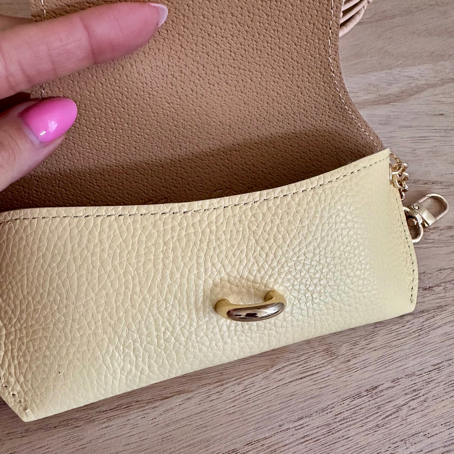 Lederen (zonne) bril etui Zachtgeel