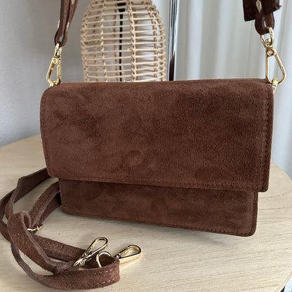 Prachtige stijlvolle suèdine tas Camel bruin