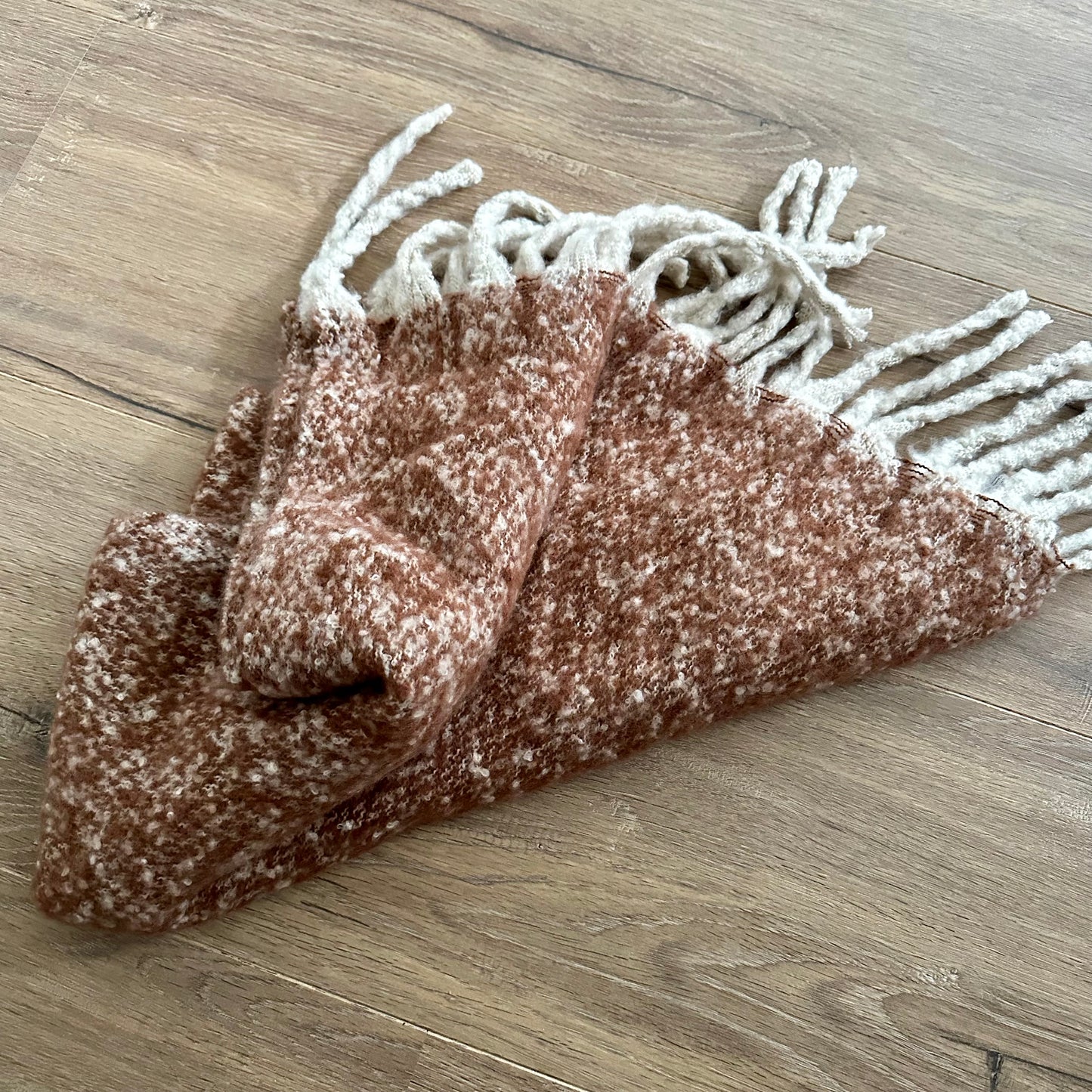 Sjaal recht bruin/beige met franjes