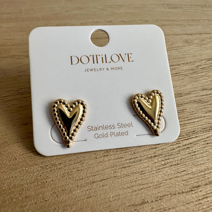Statement hartjes oorbel