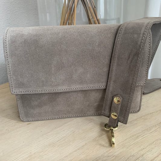 Prachtige stijlvolle leder suèdine tas ‘Mud’ kleur