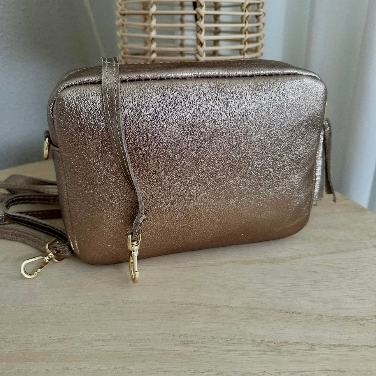 Lederen crossbody tas Brons ‘Tassel’ met gouden ritsje