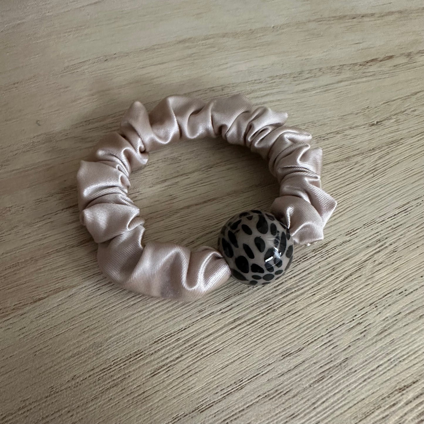 Scrunchie Champagne Steen rond