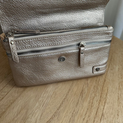 Schoudertasje/crossbody 'Stanfield' inclusief drie banden Champagne