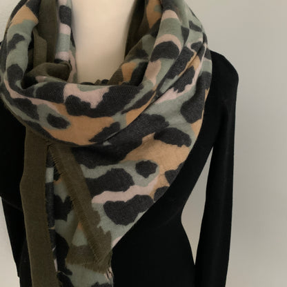 Sjaal zwart/groen/oker