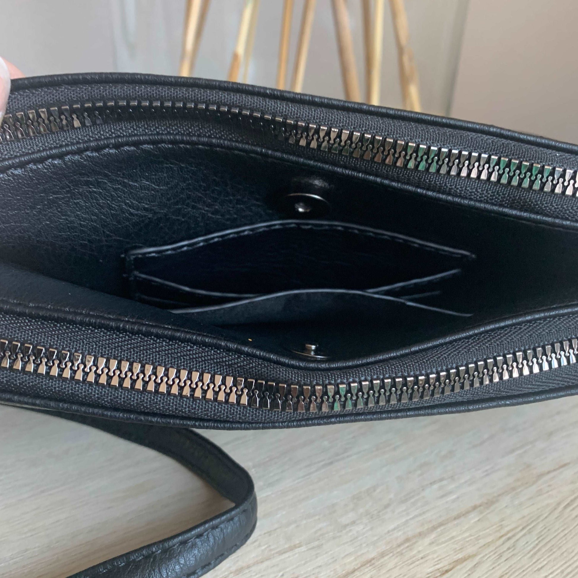 Schoudertasje/crossbody 'Castel' Zwart inclusief twee banden