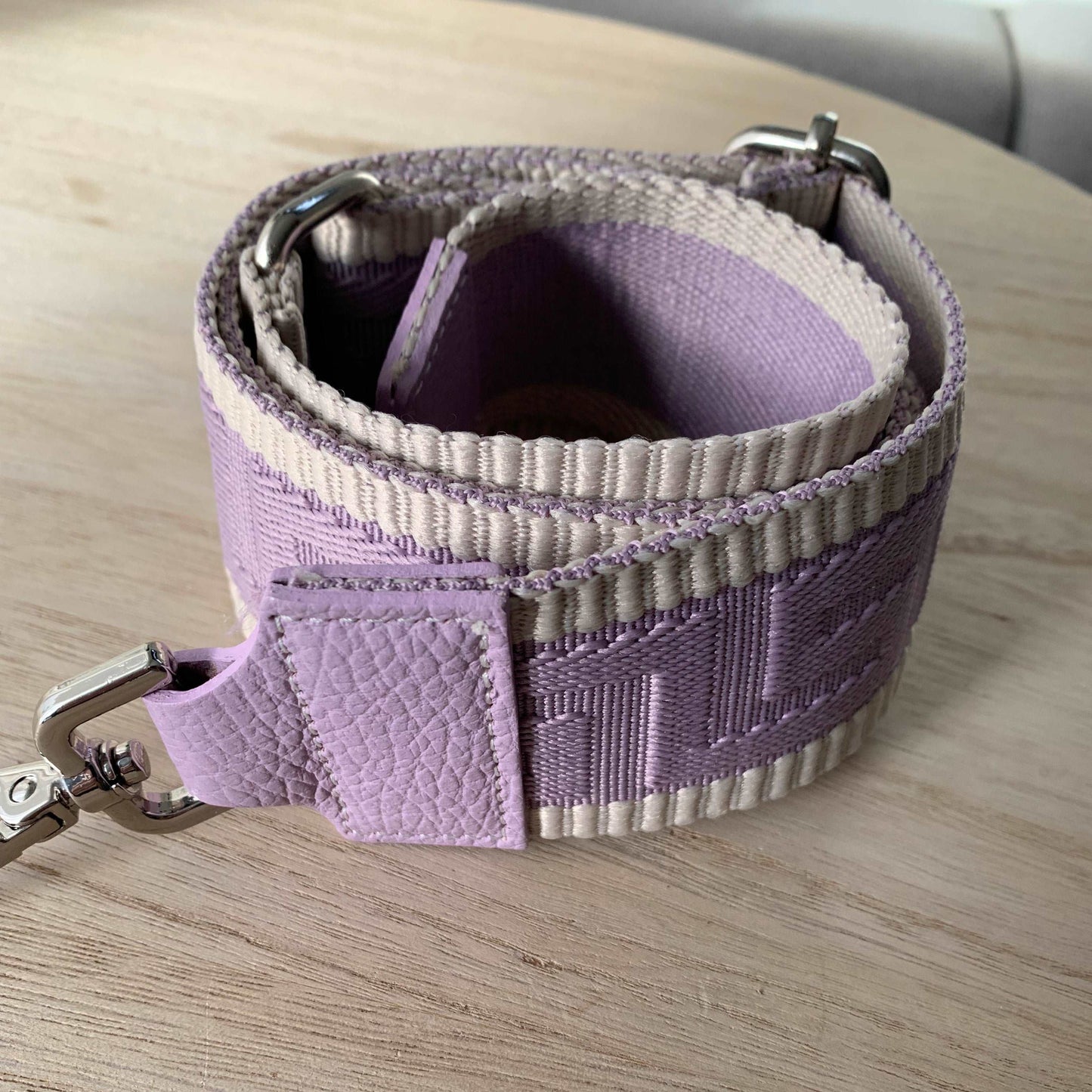Schouderband breed Lila met Off-White randje