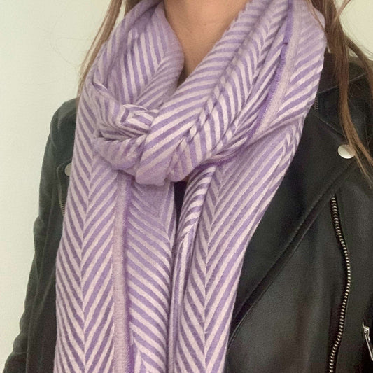 Sjaal 'Visgraat' Lila