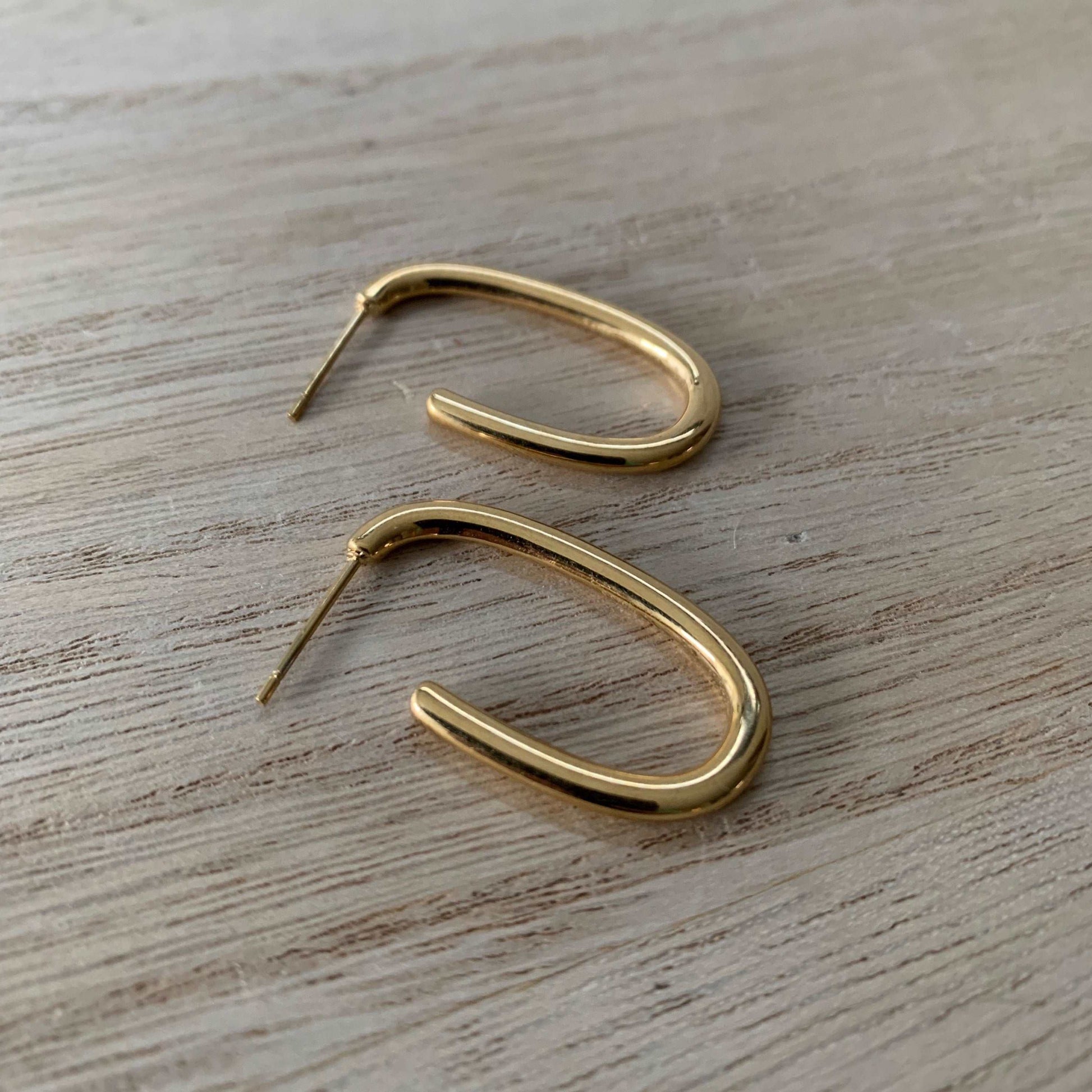 Shapes oorhangers ovaal glad Goud