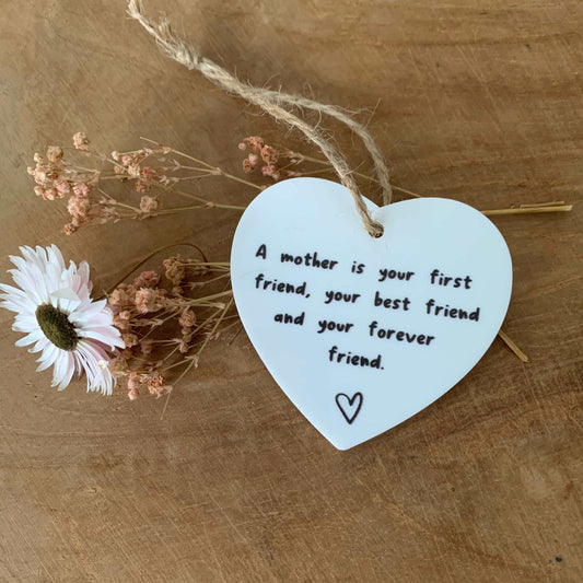 Hart Hanger 'moeder is eerste vriend(in)'